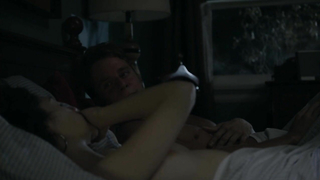 Emmy Rossum nuda, scena di sesso da Shameless s04e01 (2014)