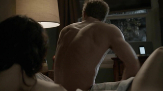 Emmy Rossum nuda, scena di sesso da Shameless s04e01 (2014)