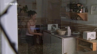 Nude video with Karoline Kunz - Rosa Roth s01e19 (2005)