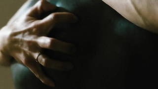 Joerdis Triebel çıplak, Westen (2013) filminden seks sahnesi