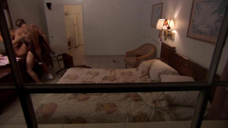 Mary Castro ve Kathryn Smith Reno 911'den çıplak seks sahnesi! Miami (2007)