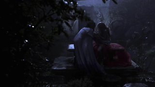 Sadie Frost nue, scène de sexe de Dracula de Bram Stoker (1992)