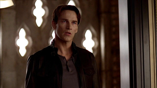 Jessica Clark nue, scène de sexe de True Blood s05 (2012)