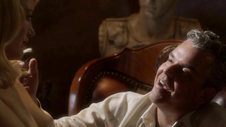 Эротическая сцена Мередит Остром из Magic City s02e01 (2013)