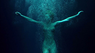 Rebecca Romijn nuda, scena di sesso da Femme Fatale (2002)