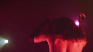 Scène érotique de Rae Dawn Chong de Fear City (1984)