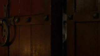 Eva Green nua, cena de sexo de Camelot s01 (2011)