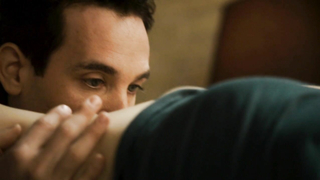 Emily Hampshire nuda, scena di sesso da My Awkward Sexual Adventure (2012)