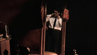 Jennifer Connelly çıplak, Waking the Dead'den (2000) seks sahnesi