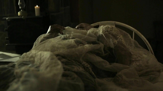 Scena erotica di Raven Lexy da Demon Hunter (2012)