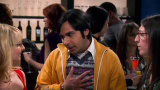 The Big Bang Theory s06e11 (2012)'den Kaley Cuoco erotik sahnesi