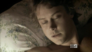 Cariba Heine çıplak, Blood Brothers (2011) filminden seks sahnesi