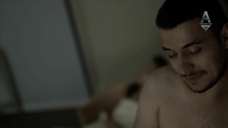 Anastasiya Meskova desnuda, escena de sexo de Sladkaya zhizn s01e04 (2014)