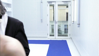 Солен Эбер эротическая сцена из Le Mentor (2011)