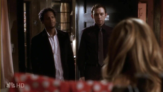 Cena erótica de Sarah Paulson do Studio 60 na Sunset Strip s01e09 (2006)