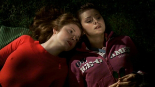 Nude video with Maria Popistasu and Ioana Barbu scene from Legaturi bolnavicioase (2006)