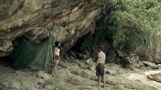 Jessica Lowndes çıplak, Eden (2014) filminden seks sahnesi