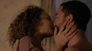 Nude video with Alice de Lenquesaing and Olive Ka scene from Braqueurs (2015)