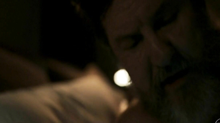 Julia Dalavia nue, scène de sexe de Justica s01e08 (2016)