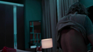 Julia Dalavia nue, scène de sexe de Justica s01e08 (2016)