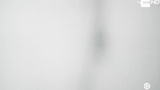 Scena erotica di Sophie Breyer da La Treve s01e03 (2016)