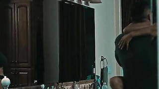 Эстелла Уоррен обнаженная, сексуальная сцена из фильма «Убийство» (2016)