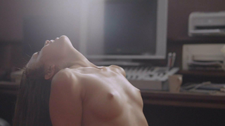 Ivana Pavlakovic nuda, scena di sesso da Deca na Sonceto (2014)