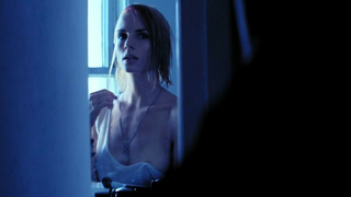 Amber Marie Bollinger nua, cena de sexo de Listening (2014)