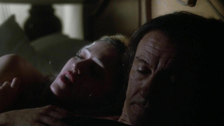 Madonna nuda, scena di sesso da Dangerous Game (1993)