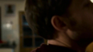 Maud Wyler çıplak, Le Battle Ordinaire'den (2015) seks sahnesi