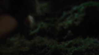 Anna Hutchison çıplak, Cabin in The Woods (2011) filminden seks sahnesi