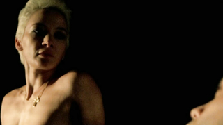 Giovanna Di Rauso desnuda, escena de sexo de Romanzo Criminale s02e05 06 (2010)