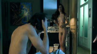 Valentina Sauca nue, scène de sexe de Mortel transfert (2001)