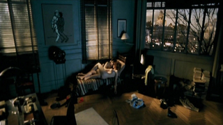 Valentina Sauca nue, scène de sexe de Mortel transfert (2001)