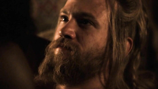 Florence Kasumba çıplak, Das Vermachtnis der Wanderhure (2012) filminden seks sahnesi