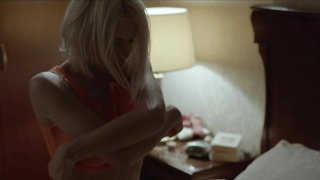 Maria Birta desnuda, escena de sexo de Blacks Game (2012)