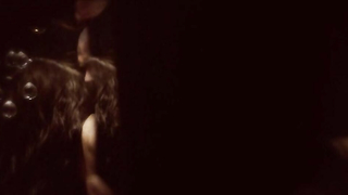 Maria Birta desnuda, escena de sexo de Blacks Game (2012)