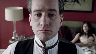 Lydia Wilson nua, cena de sexo de Any Human Heart s01e03 (2010)