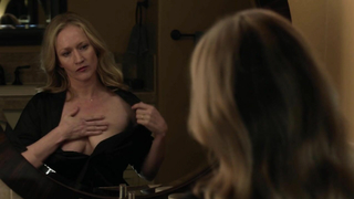 Scena erotica di Paula Malcomson da Ray Donovan s04e01 (2016)