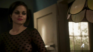 Cena erótica de Lina Esco do Reino s02e16 (2016)