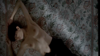 Эротическая сцена Лу Дуайон из фильма «Жигола» (2010)
