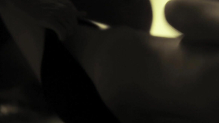 Rachelle Lefevre nuda, scena di sesso da The Caller (2011)