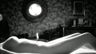 Nude video with Paz Vega scene from Talk to Her (2002)