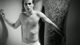 Nude video with Paz Vega scene from Talk to Her (2002)