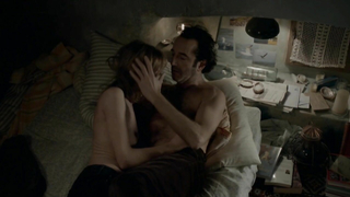 Sylvie Testud çıplak, Les deferlantes (2013) filminden seks sahnesi