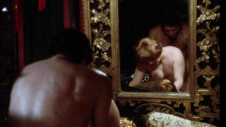 Andrea Ferreol nudo, scena di sesso da La grande bouffe (1973)