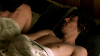 Эротическая сцена с Молли Паркер из сериала «Кто любит солнце» (2006)