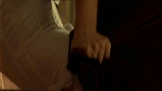 Jenny Elvers çıplak, Der Elefant vergisst nie (1995) filminden seks sahnesi