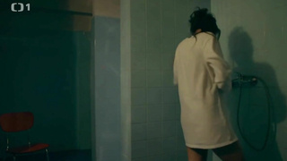 Misto zlocinu Plzen s01e01 (2016)'dan Vendula Jezkova erotik sahnesi