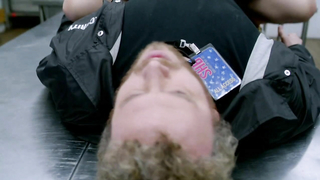 Jacqueline Byers çıplak, Roadies s01e01'den (2016) seks sahnesi